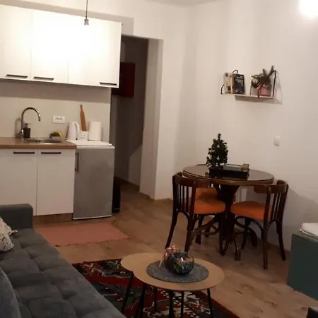 Διαμέρισμα Silueta Dvorista Τζαχορίνα